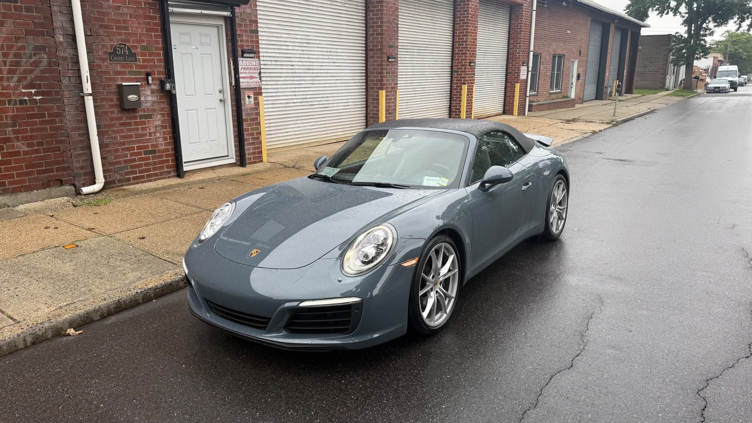 2018 Porsche 911 Carerra - Image 1