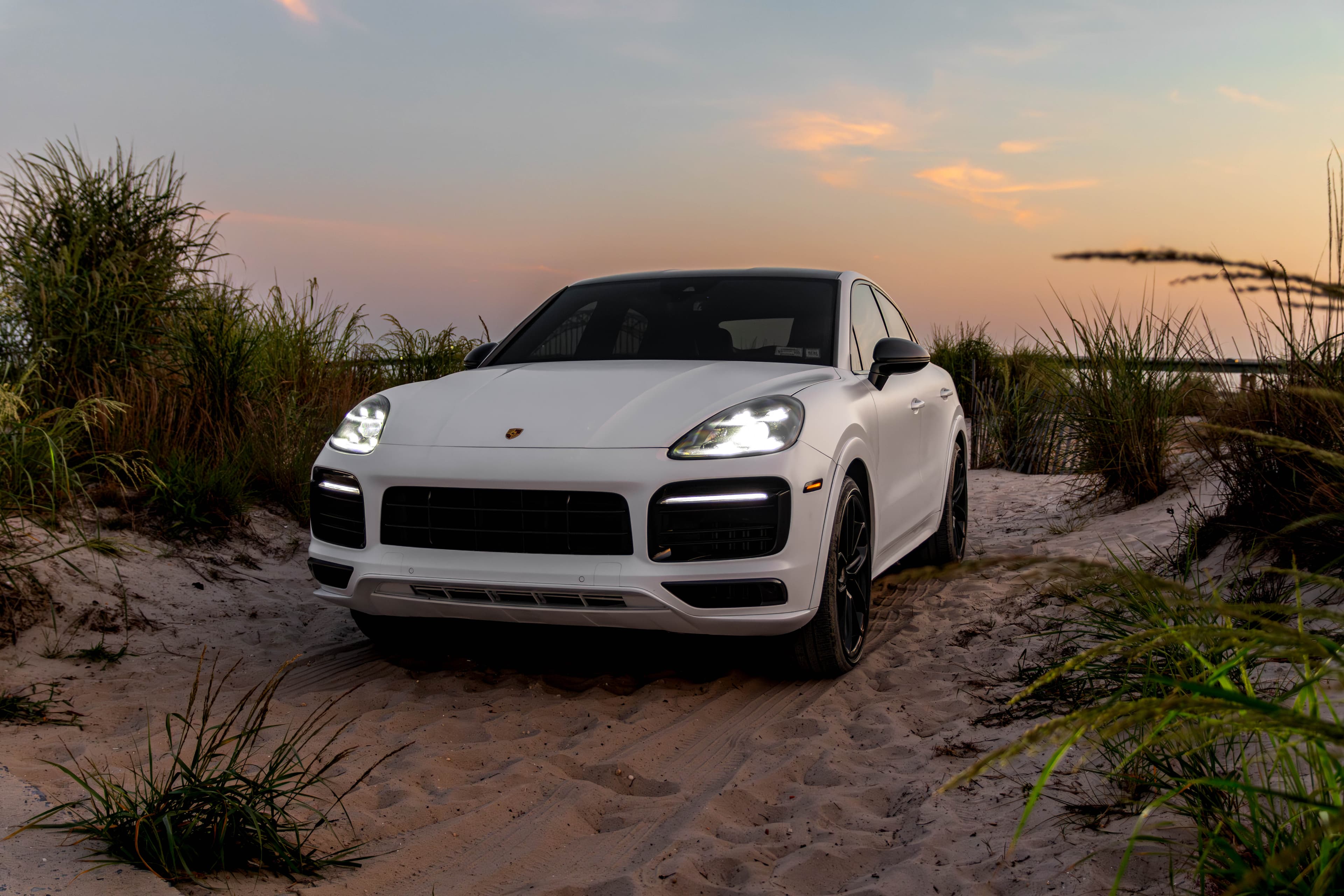 2026 Porsche Cayenne GTS Lightweight Package - Image 1